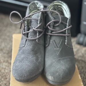 Gray Tom’s Desert Wedge Suede Wedge Heel